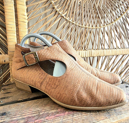 Vintage 80s Bladelli Ankle Boots - Yatva