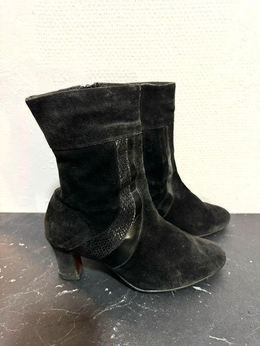 Vintage 80s Boots - Yatva
