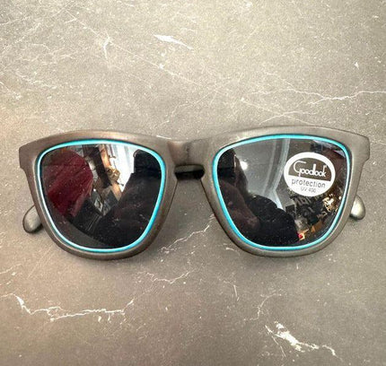 Vintage 80s Brand New Deadstock Sunglasses - Yatva
