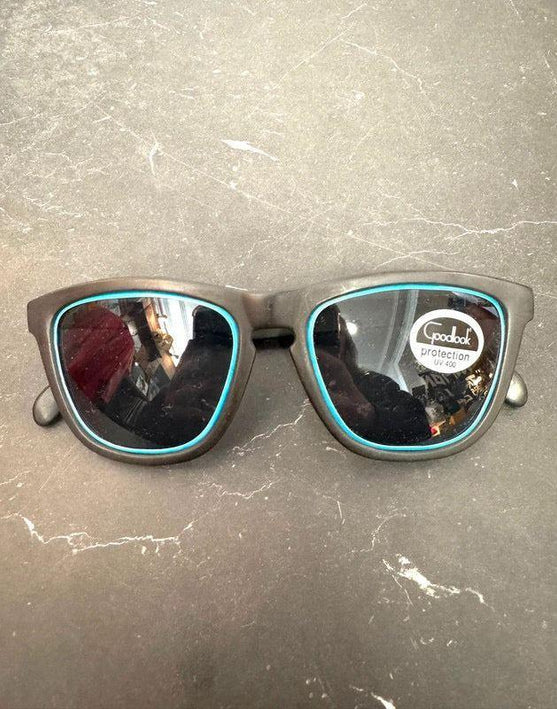Vintage 80s Brand New Deadstock Sunglasses - Yatva