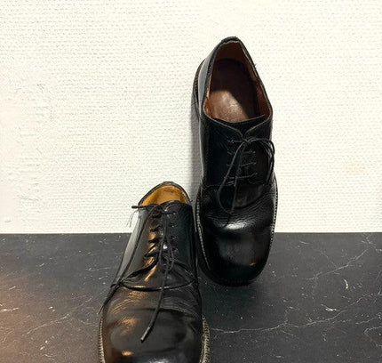 Vintage 80s brogue shoes - Yatva