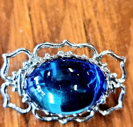 Vintage 80s Brooch - Yatva