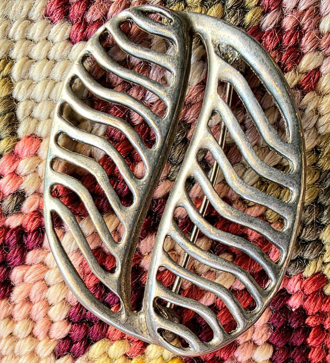 Vintage 80's Brooch - Yatva