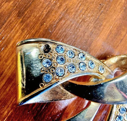Vintage 80's Brooch - Yatva