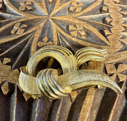 Vintage 80's Brooch - Yatva