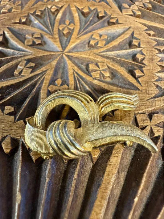 Vintage 80's Brooch - Yatva