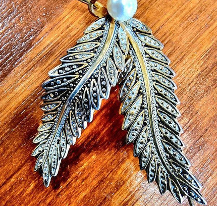 Vintage 80's Brooch - Yatva