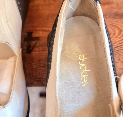 Vintage 80s Buckles Shoes - Yatva