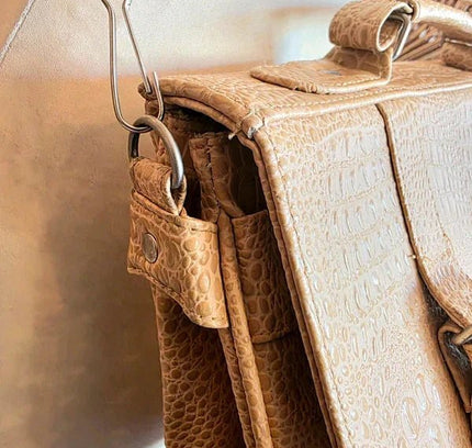 Vintage 80's Bugatti Shoulder Bag - Yatva