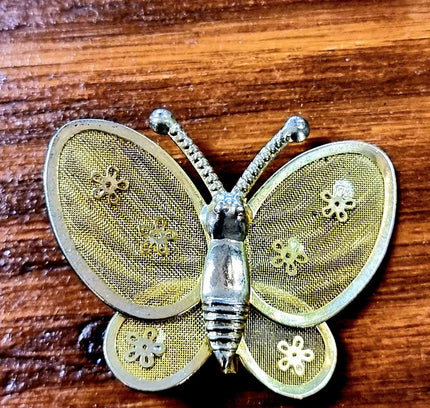 Vintage 80s Butterfly Brooch - Yatva