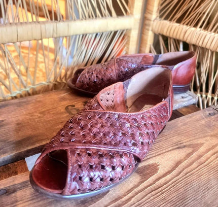 Vintage 80s Carinhoso Sandals - Yatva