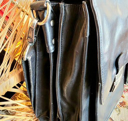 Vintage 80's Chesterfield Brand Bag - Yatva