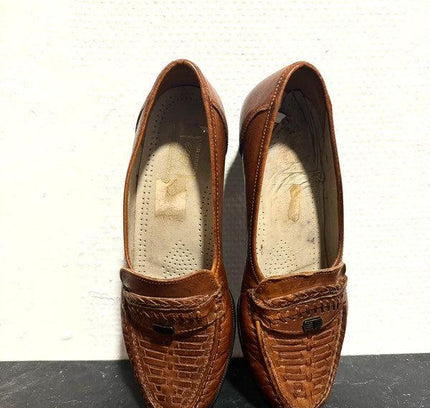 Vintage 80's Chestnut Woven Loafers Shoes - Yatva