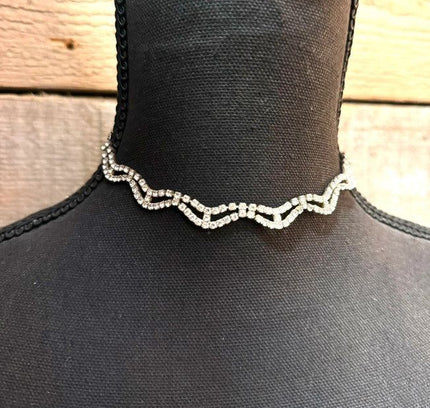 Vintage 80s Chocker Necklace - Yatva