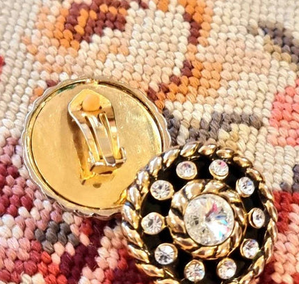 Vintage 80's Circle Clip - On Earrings - Yatva