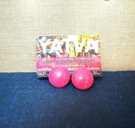 Vintage 80’s Clip - On Earrings - Yatva