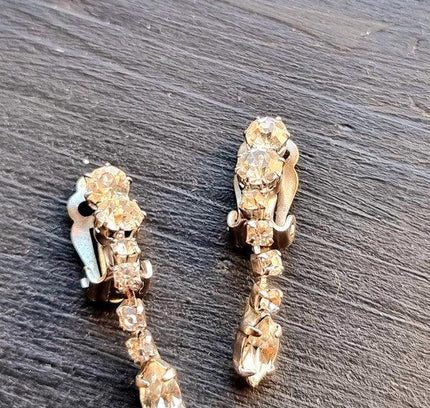 Vintage 80's Clip - On Earrings - Yatva