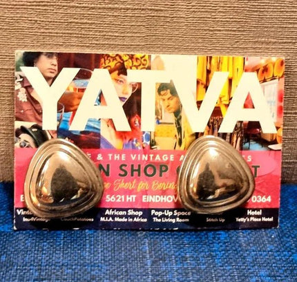 Vintage 80's Clip On Earrings - Yatva