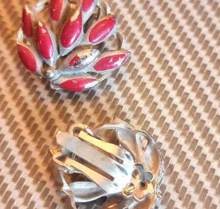 Vintage 80's Clip on Earrings - Yatva