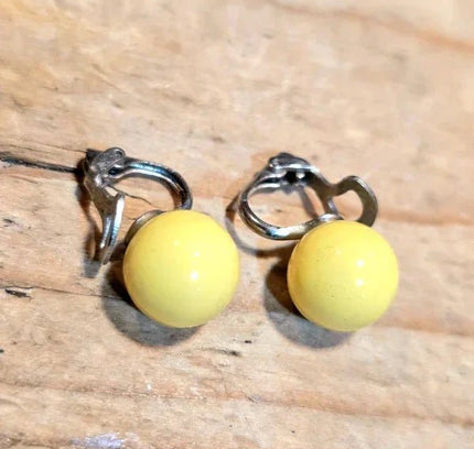 Vintage 80's Clip - On Earrings - Yatva