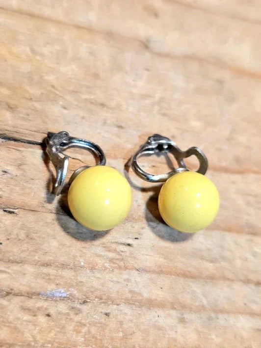 Vintage 80's Clip - On Earrings - Yatva