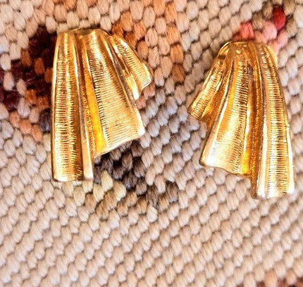 Vintage 80's Clip - On Earrings - Yatva