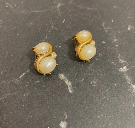 Vintage 80’s Clip - On Earrings - Yatva
