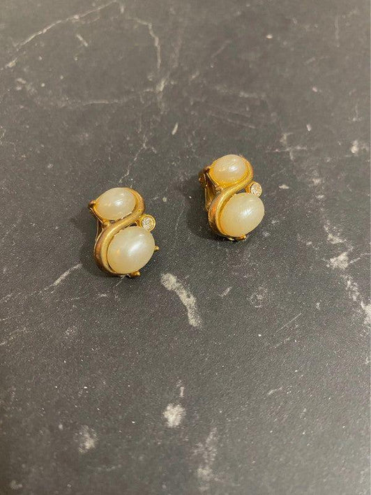 Vintage 80’s Clip - On Earrings - Yatva