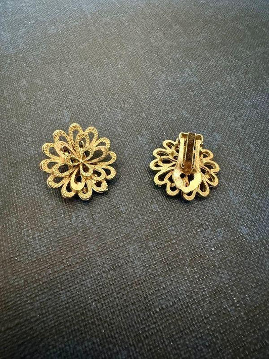Vintage 80’s Clip - On Earrings - Yatva