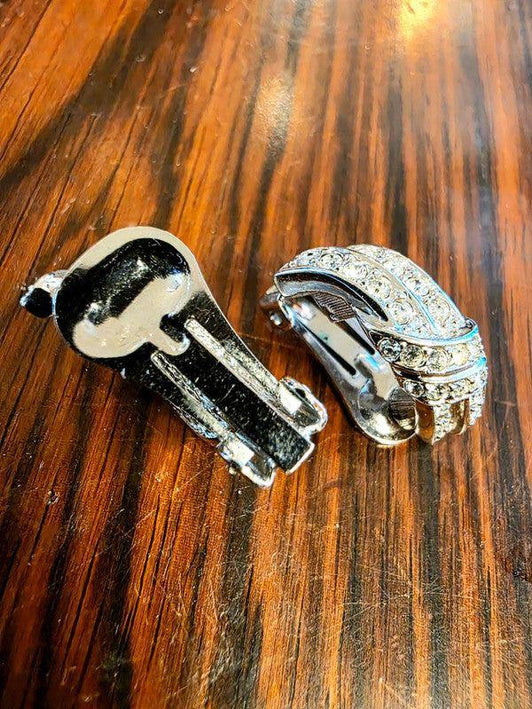 Vintage 80s Clip on Earrings - Yatva