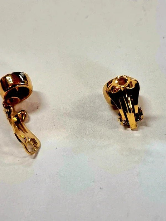 Vintage 80s Clip On Earrings - Yatva