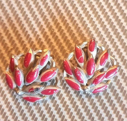 Vintage 80's Clip on Earrings - Yatva