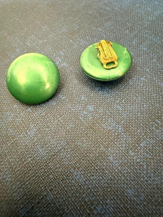 Vintage 80’s Clip - Ons Earring - Yatva