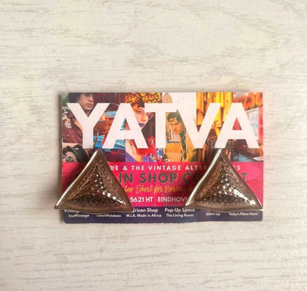 Vintage 80's Clip - Ons Earrings - Yatva
