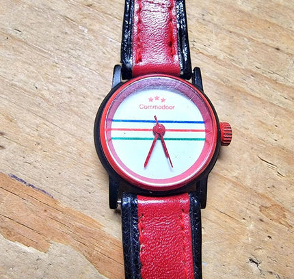 Vintage 80s Commodoor Ladies Watch - Yatva