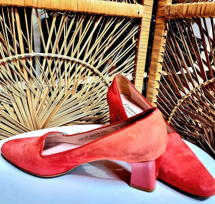 Vintage 80's Contessa Shoes - Yatva
