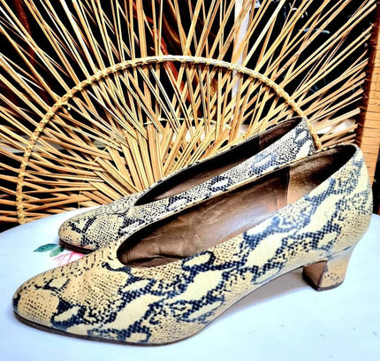 Vintage 80's Court Shoes - Yatva