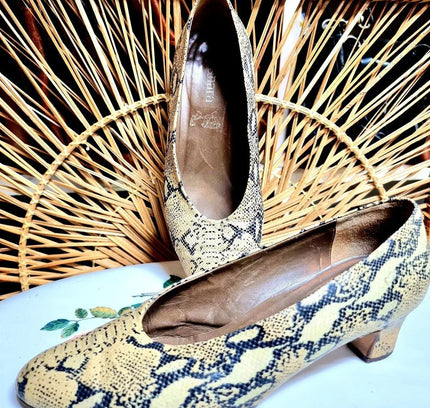 Vintage 80's Court Shoes - Yatva