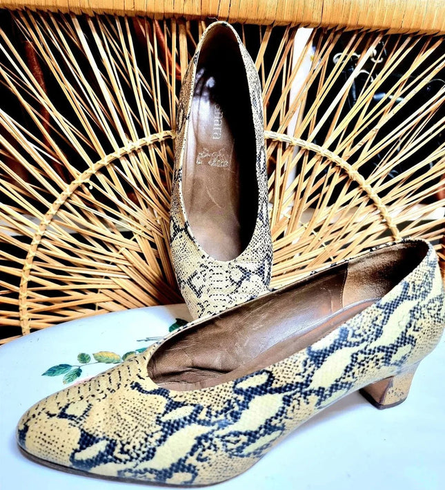 Vintage 80's Court Shoes - Yatva
