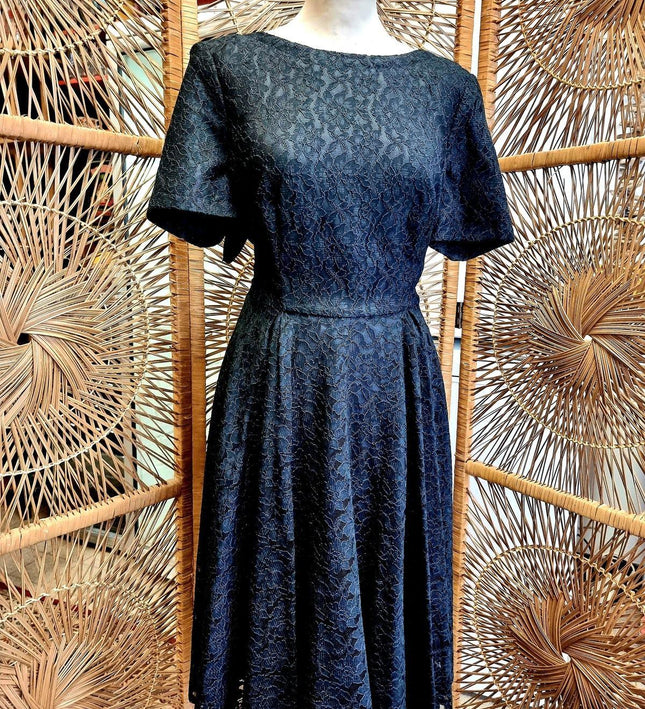 Vintage 80's Crèation Chou Chou Lace Dress - Yatva