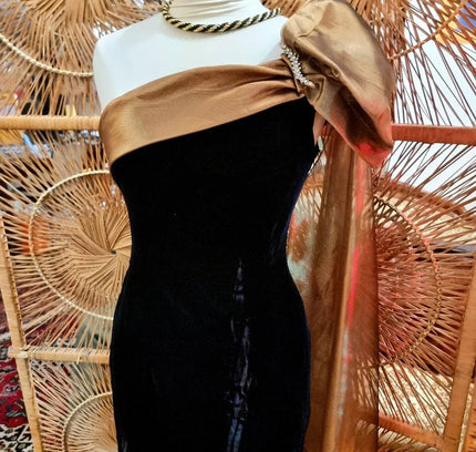 Vintage 80's Dave & Johnny One Shoulder Velvet bow Dress - Yatva