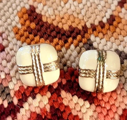 Vintage 80's Earrings - Yatva