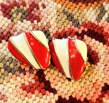 Vintage 80's Enameled Clip - On Earrings - Yatva