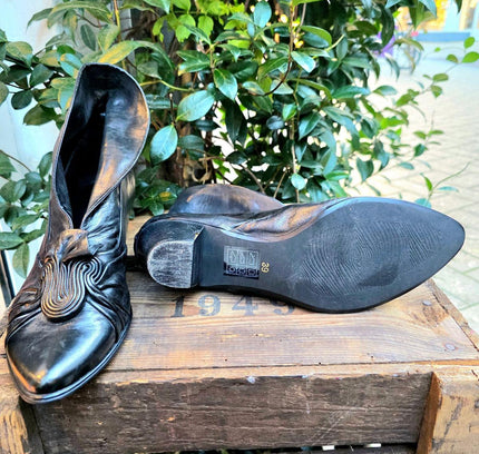 Vintage 80's Everybody by B.Z. Moda Ankle Boots - Yatva