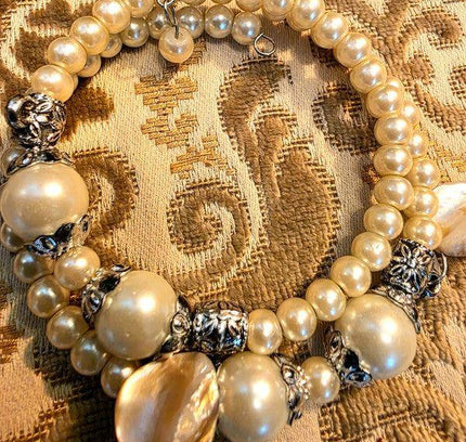 Vintage 80's Faux Pearl Bracelet/Choker - Yatva