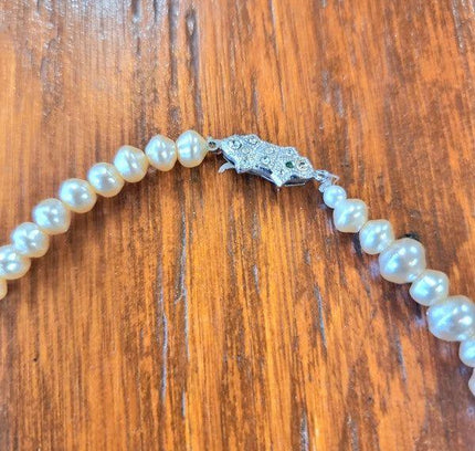 Vintage 80's Faux Pearl Chocker - Yatva