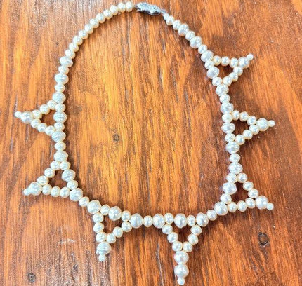 Vintage 80's Faux Pearl Chocker - Yatva