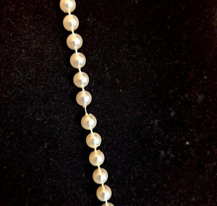 Vintage 80's Faux Pearls Necklace - Yatva