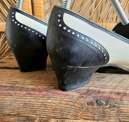 Vintage 80s Felix Two Tone Shoes - Yatva
