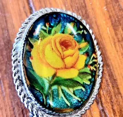 Vintage 80s Floral Brooch - Yatva